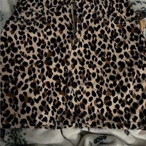 Old Navy Leopard Print Skirt